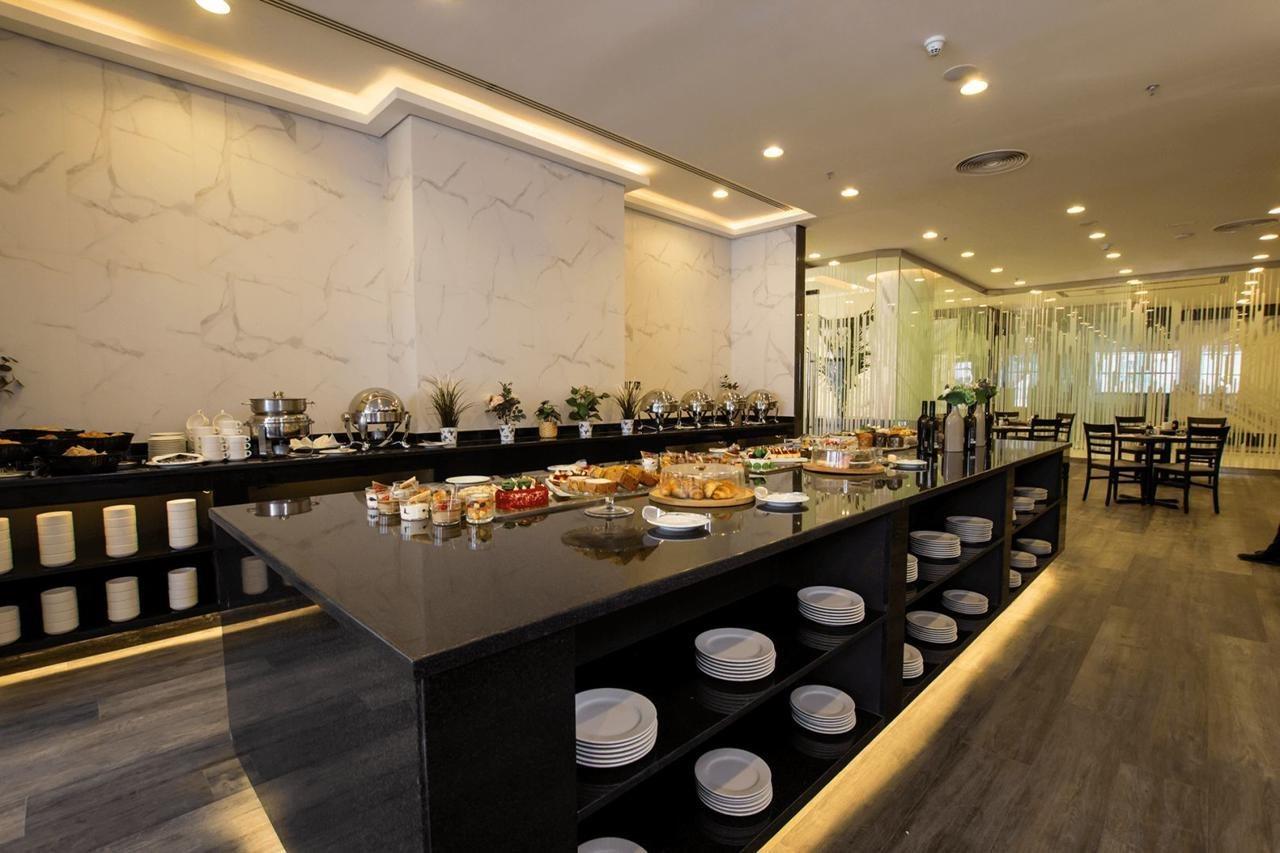 Time Onyx Hotel Apartments Dubai Exterior foto