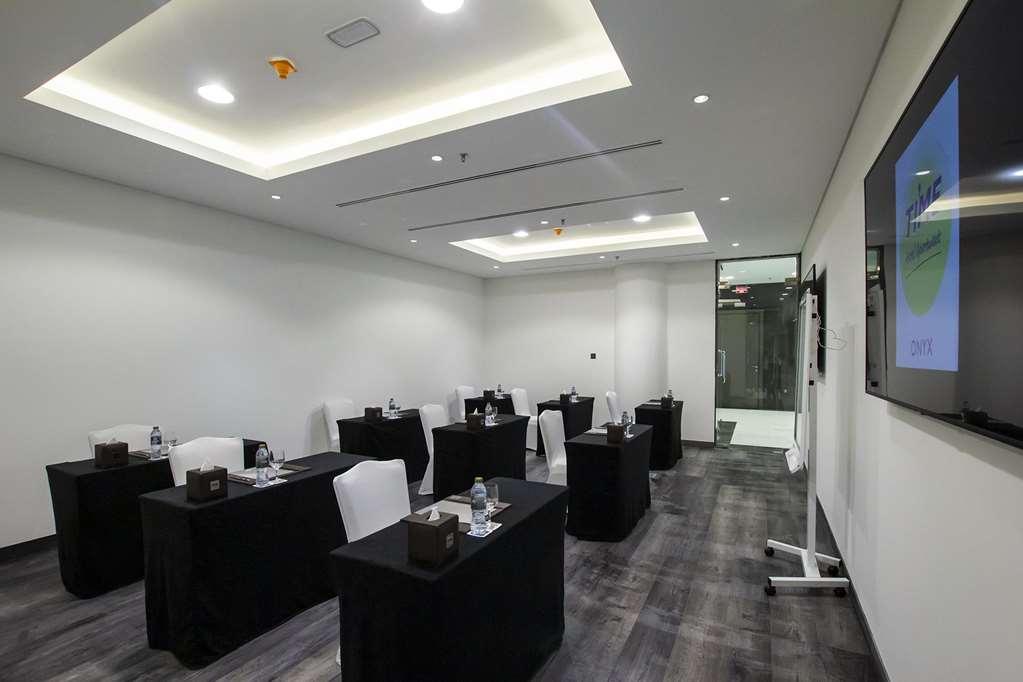 Time Onyx Hotel Apartments Dubai Facilidades foto